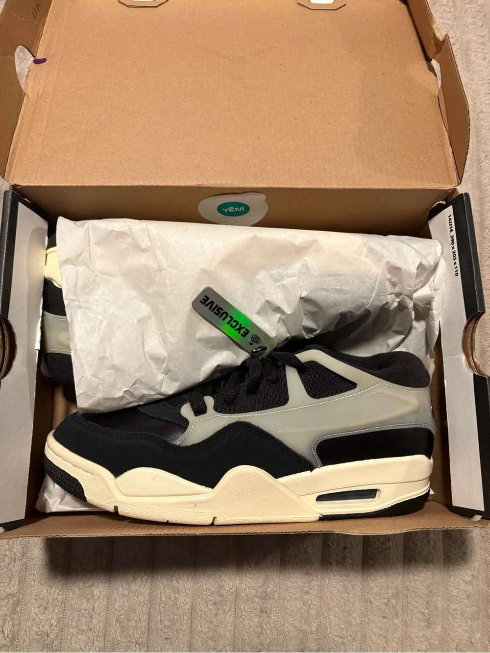Air Jordan 4 RM- Black and Cream Casual BNWT AT-8/93 size 6.5Y